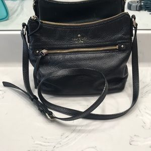 Great shape Kate Spade black